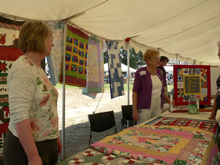 Images/hiddcele07 201.jpg